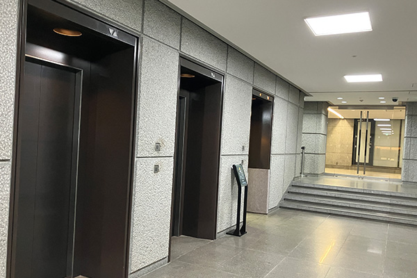 スルガビルエレベーター