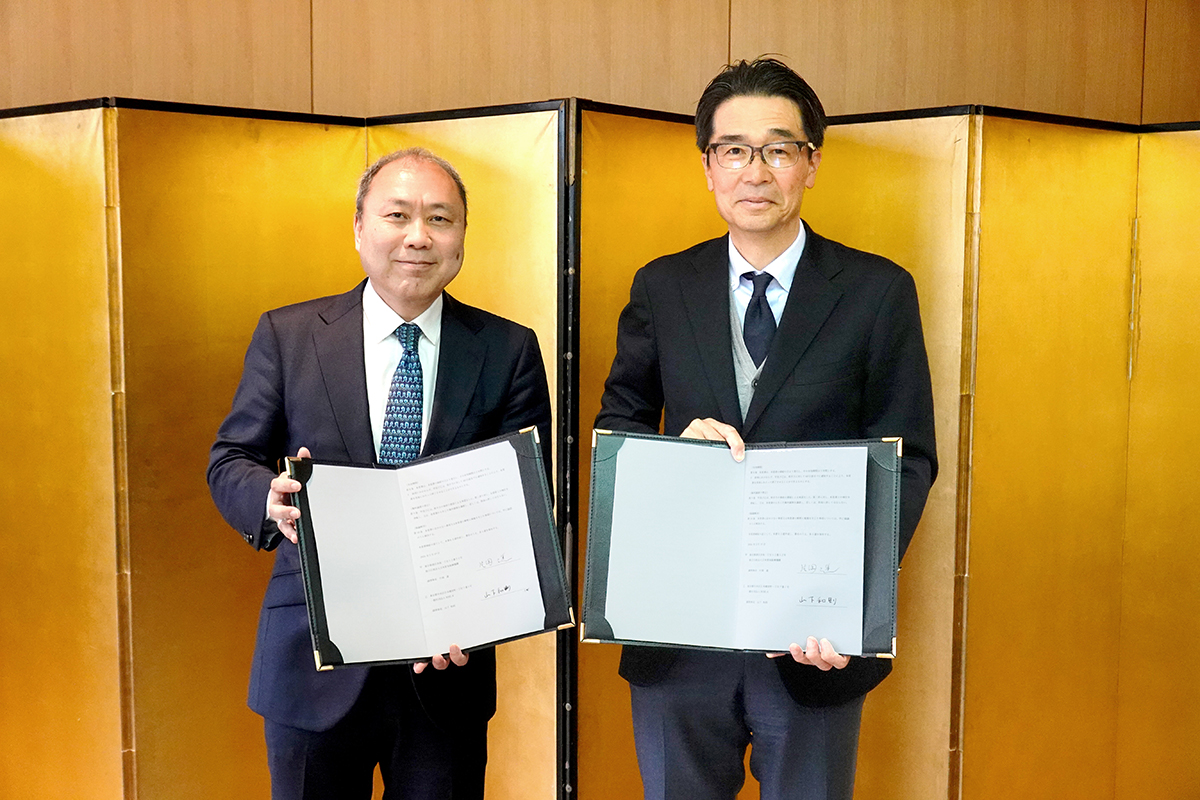 ジェトロ片岡副理事長（写真左）とRISE-A山下副理事長（写真右）